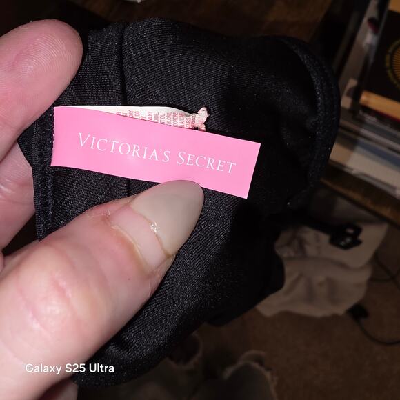 Victoria's Secret off the shoulder black ruffle bikini top only sz S - Picture 5 of 6